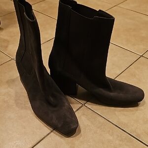 Blondo Brown Ankle Boots